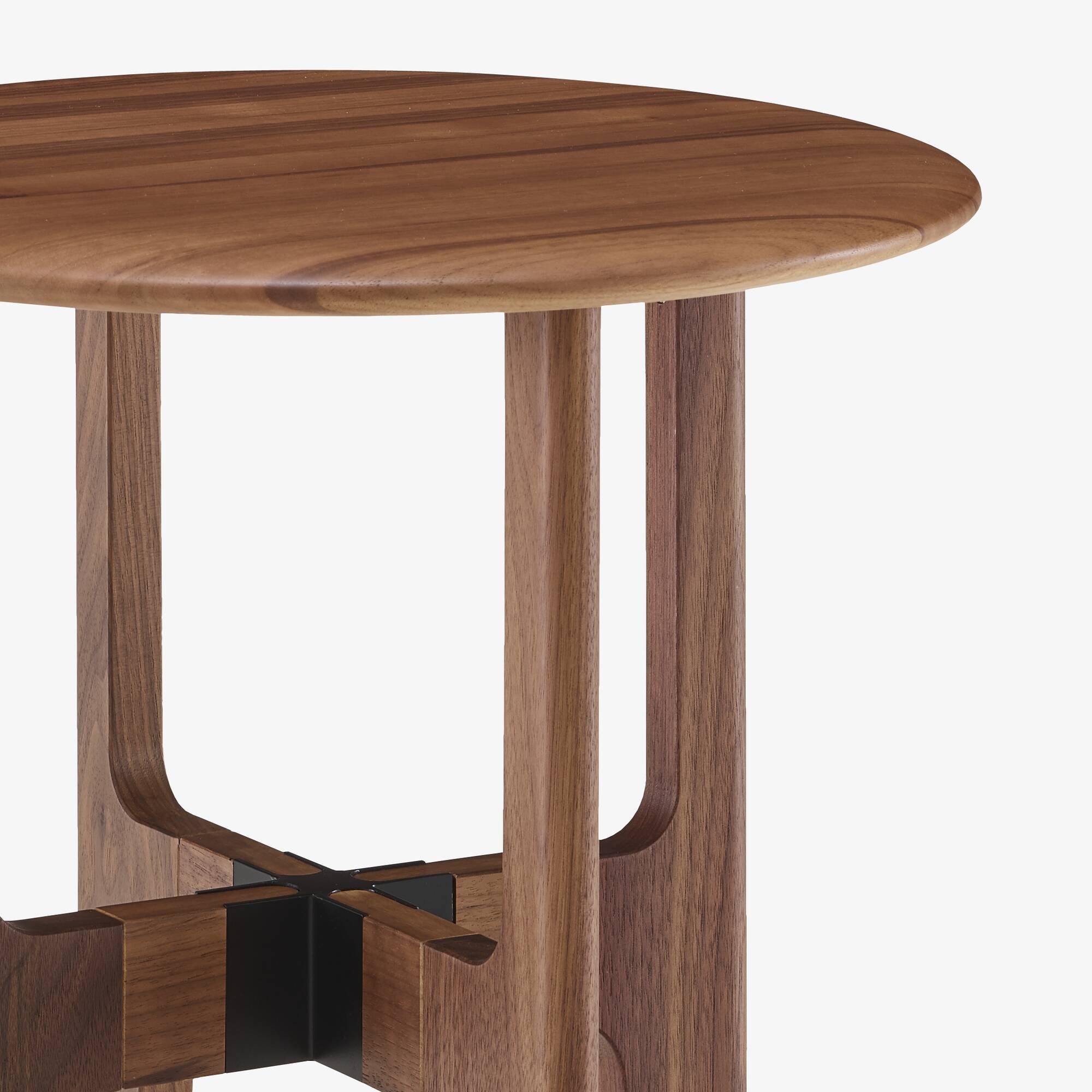 Nodum High - Sidebord