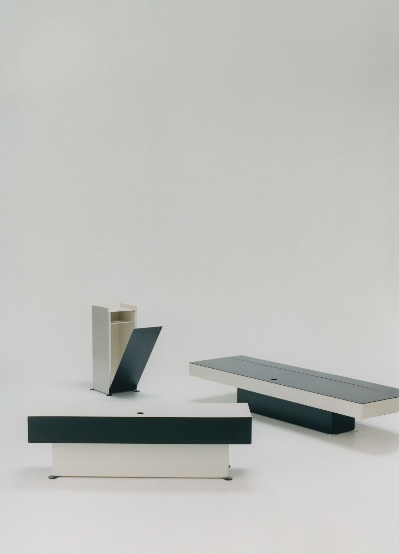 Unit 004 skjenk fra New Works – produkt- og miljøbilde 4