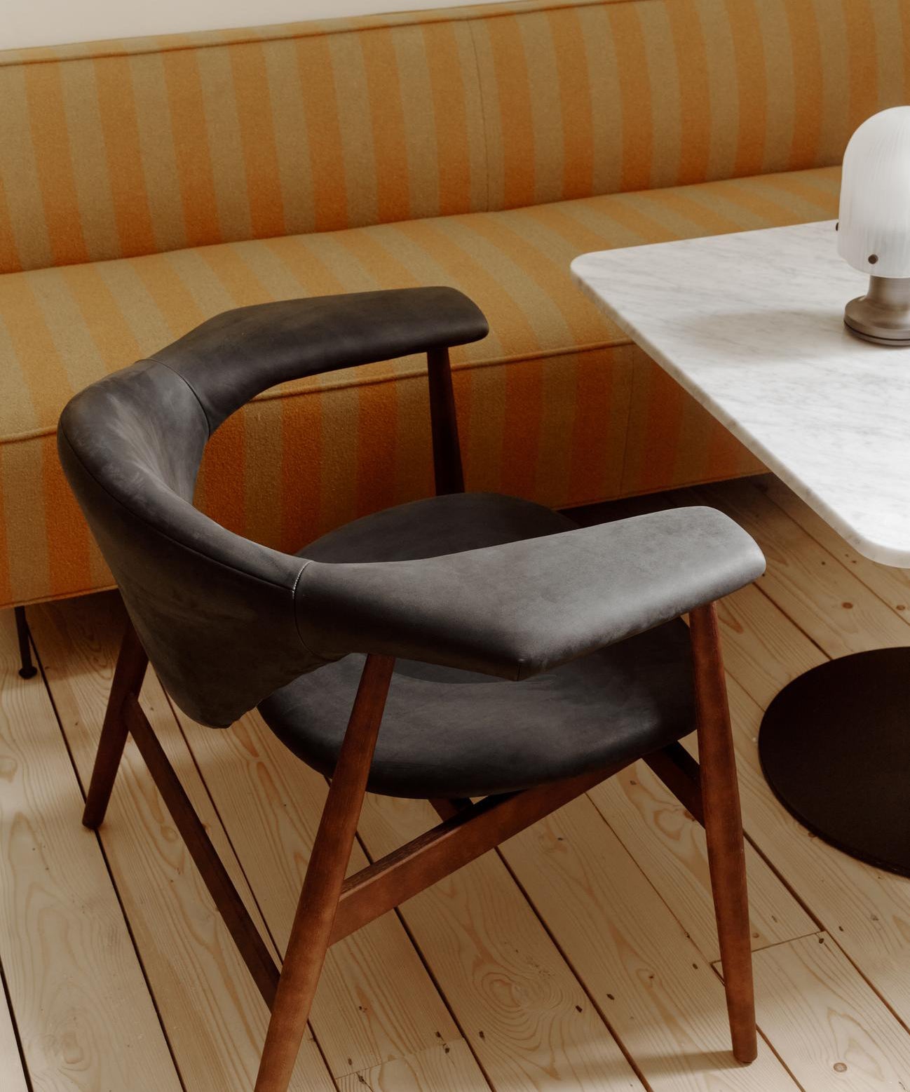 Masculo Spisestol - Wood Base