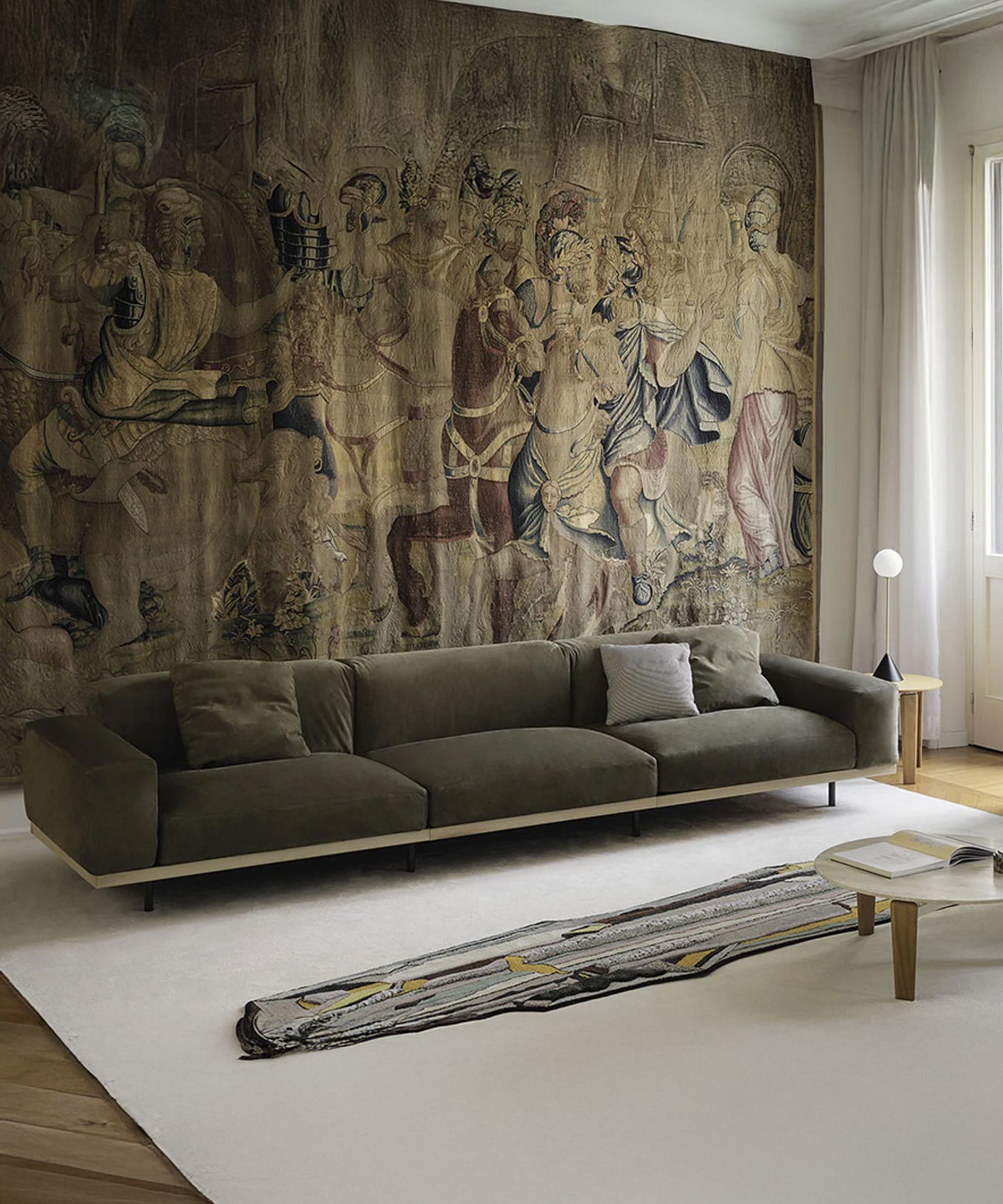 Naviglio Sofa 246 cm