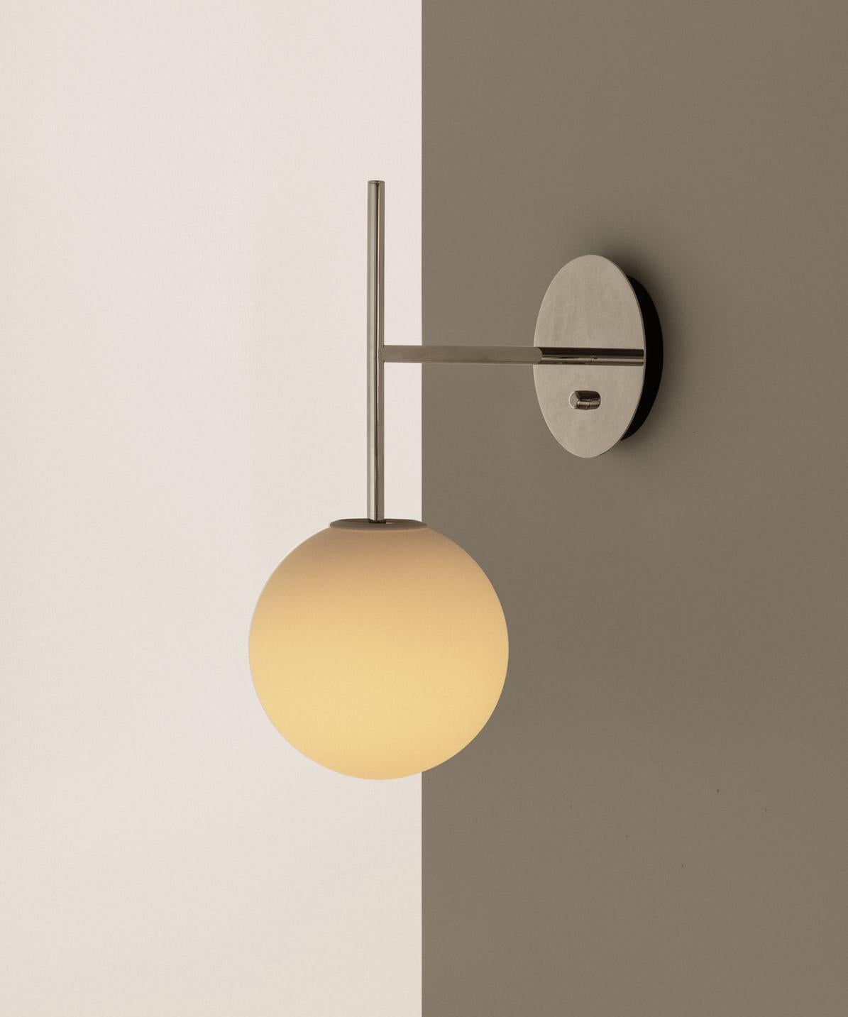 TR Bulb Vegglampe