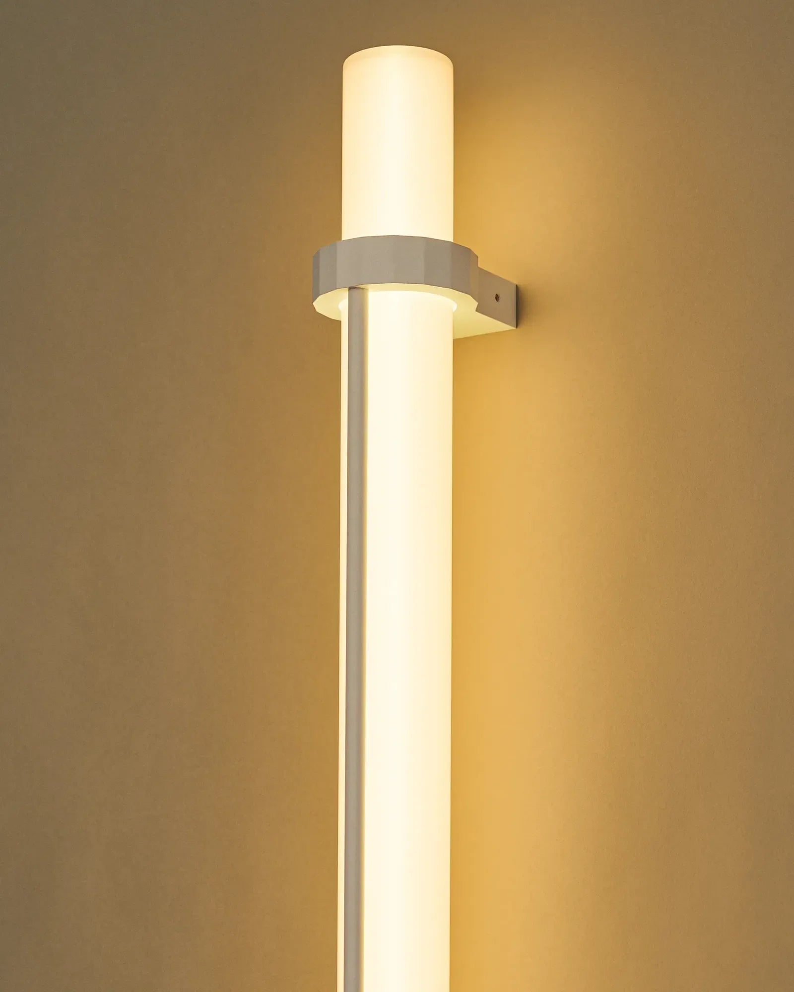 IN FINE 1050 vegglampe – DCW éditions – bilde 5