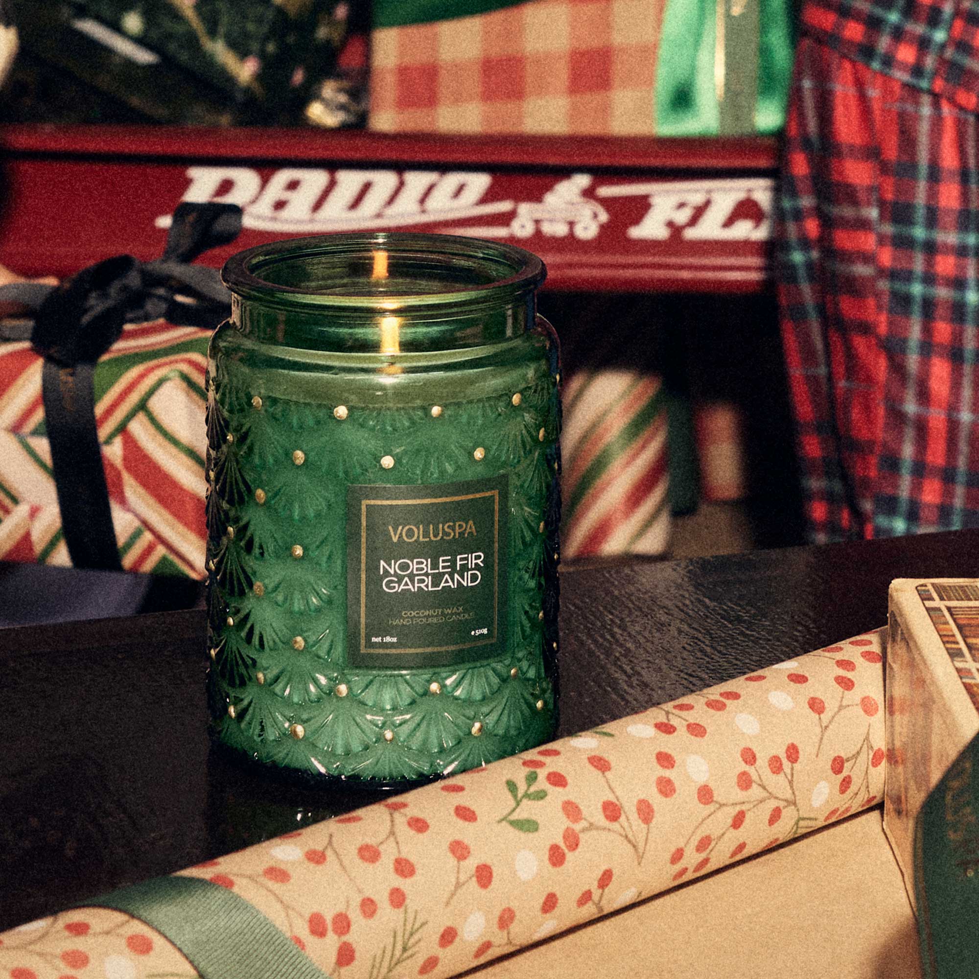 Noble Fir Garland – Duftlys Large Jar – Voluspa