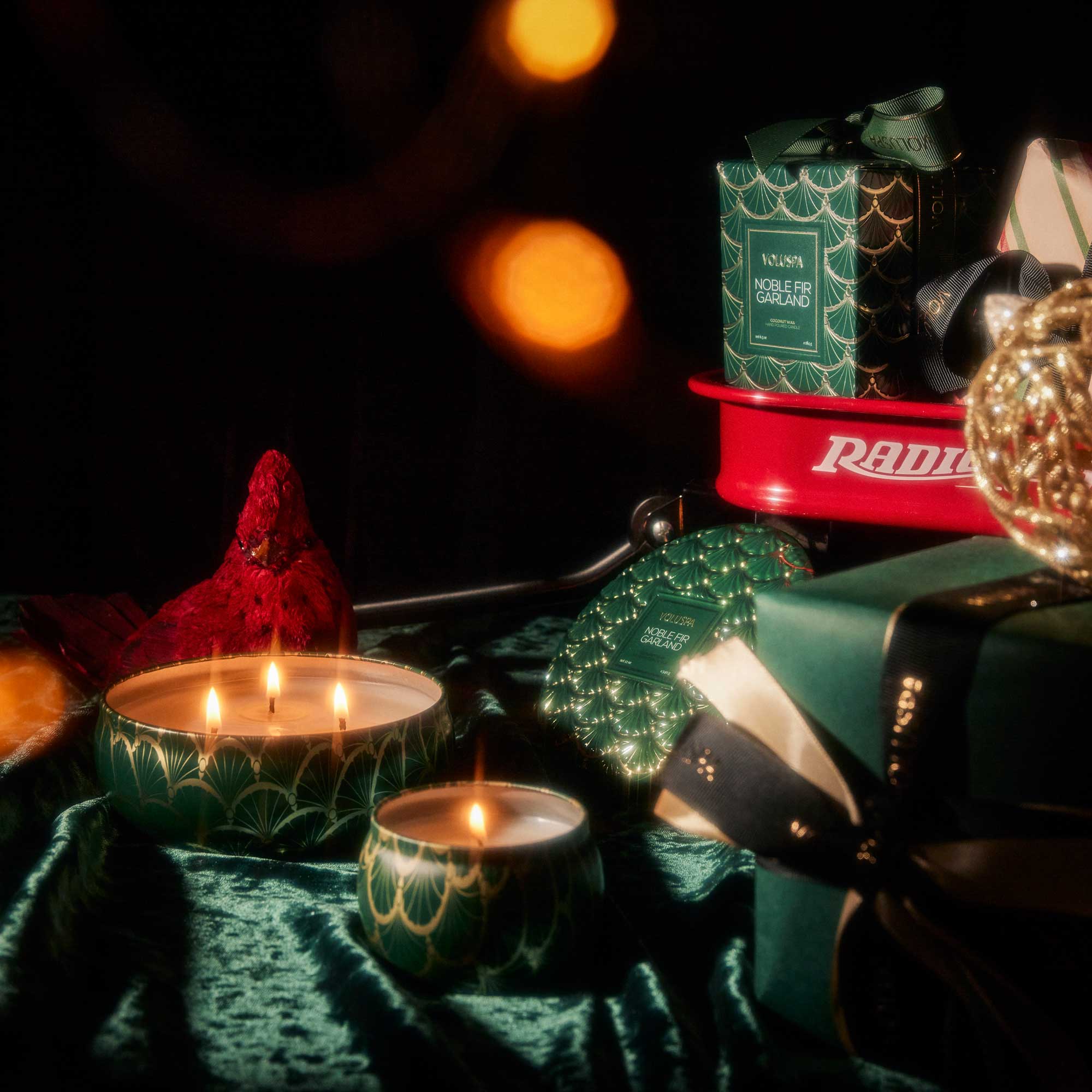 Noble Fir Garland – Duftlys Mini Tin – Voluspa