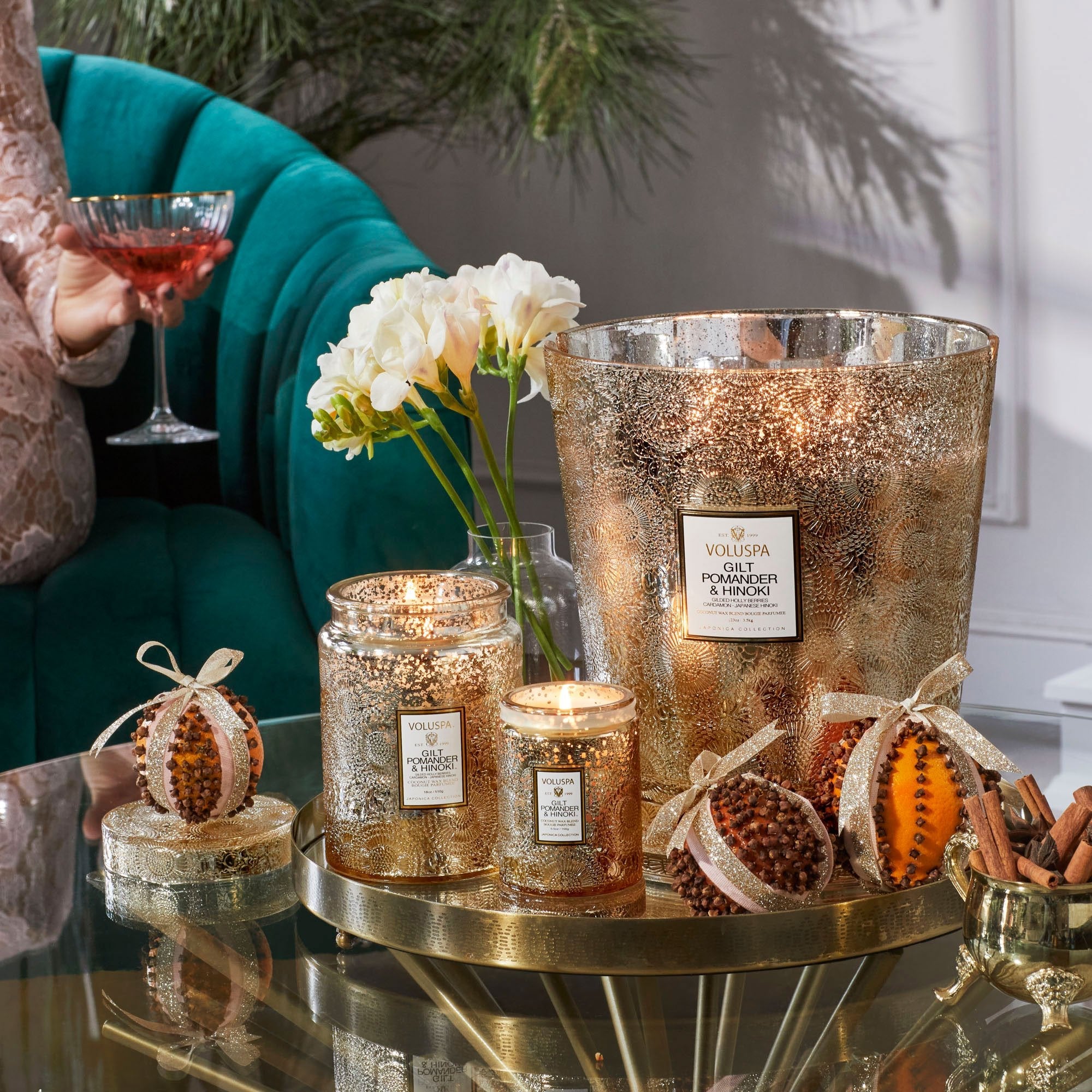 Gilt Pomander & Hinoki – Duftlys Large Jar – Voluspa