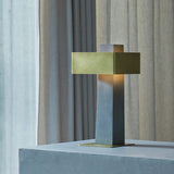 Iota  - Bordlampe