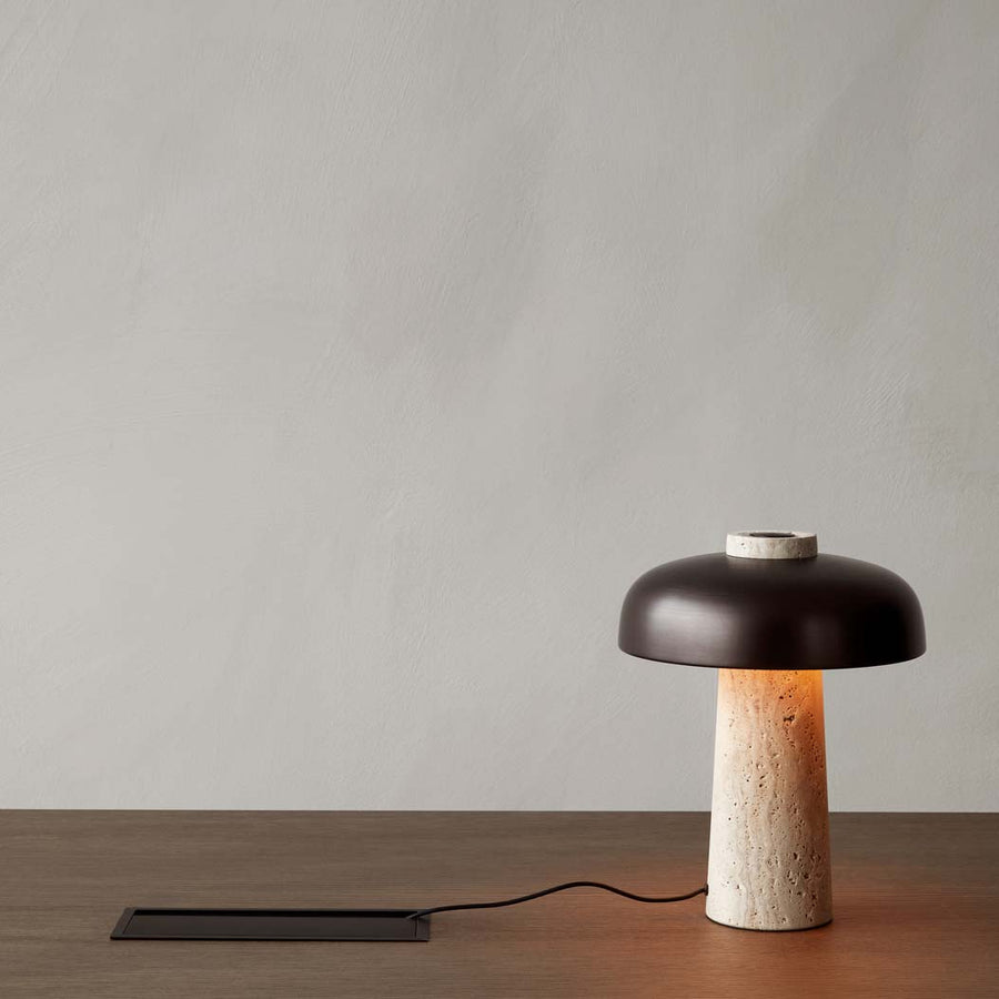 Reverse bordlampe, Travertine
